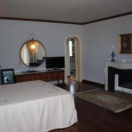 Hotel Locanda San Giacomo Agliano Terme Rum bild