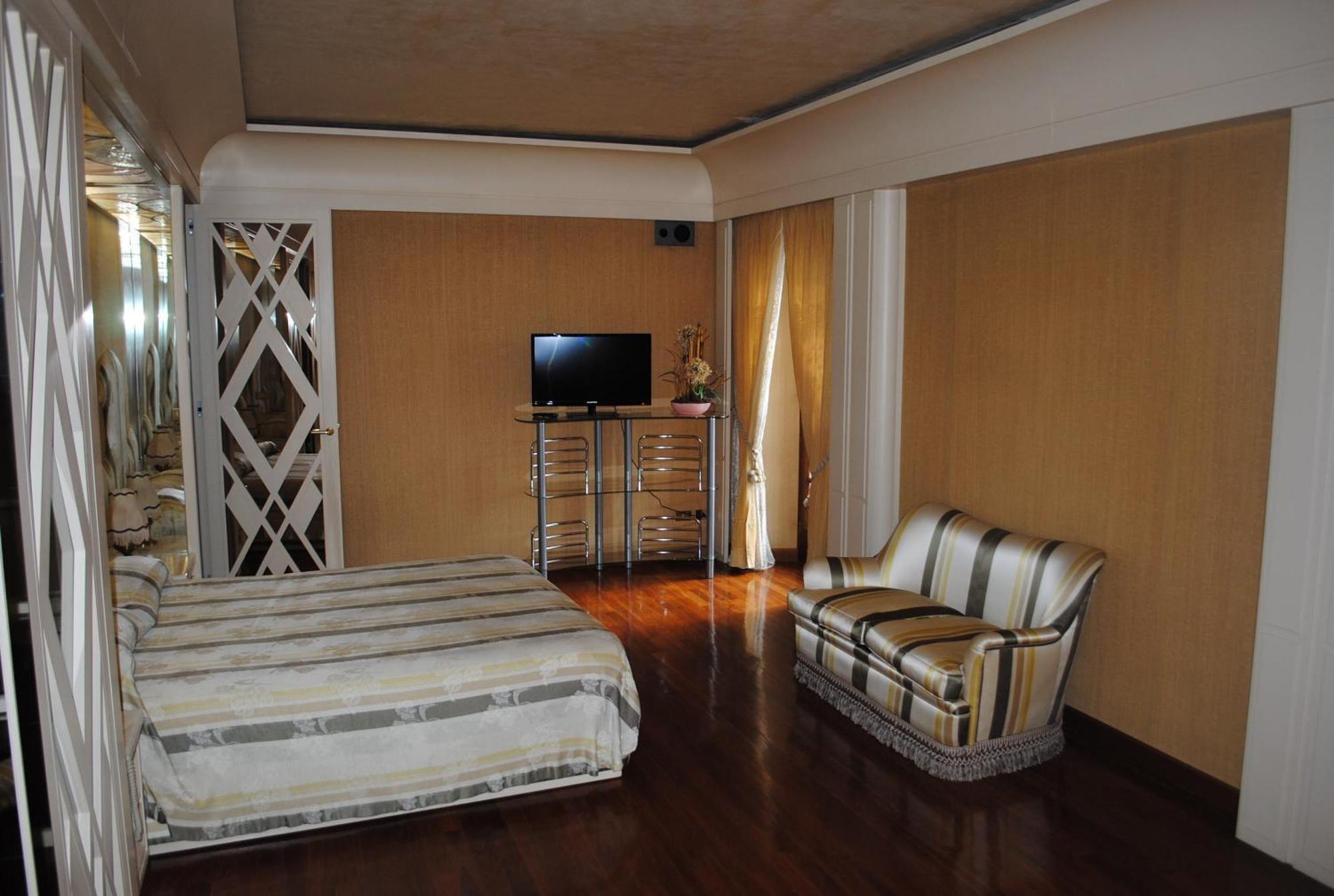 Hotel Locanda San Giacomo Agliano Terme Rum bild